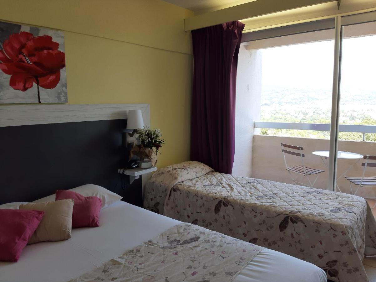 Logis Hotel Le Col De L'Ange Draguignan Kültér fotó