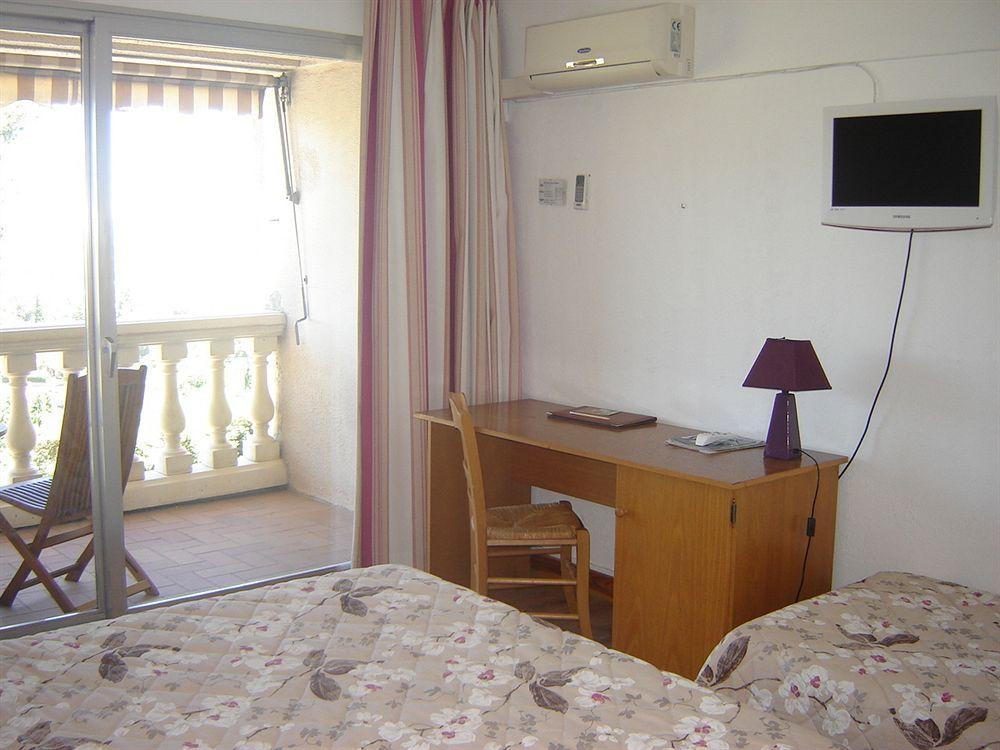 Logis Hotel Le Col De L'Ange Draguignan Kültér fotó