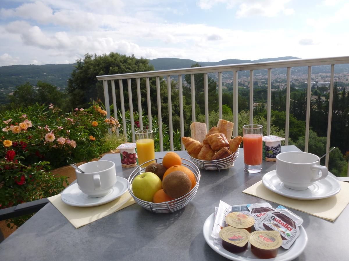 Logis Hotel Le Col De L'Ange Draguignan Kültér fotó