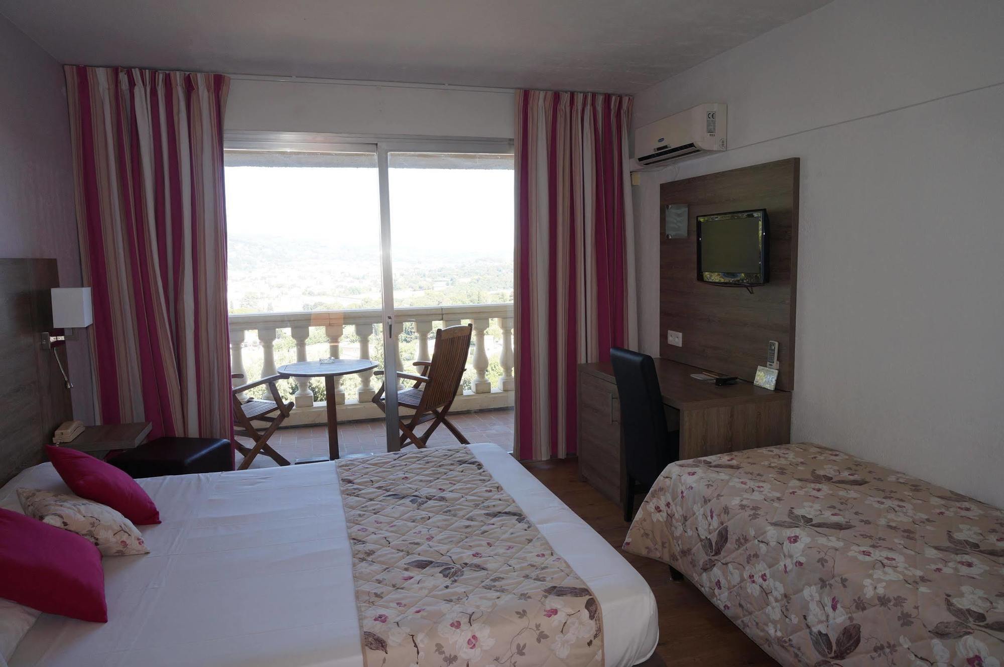 Logis Hotel Le Col De L'Ange Draguignan Kültér fotó