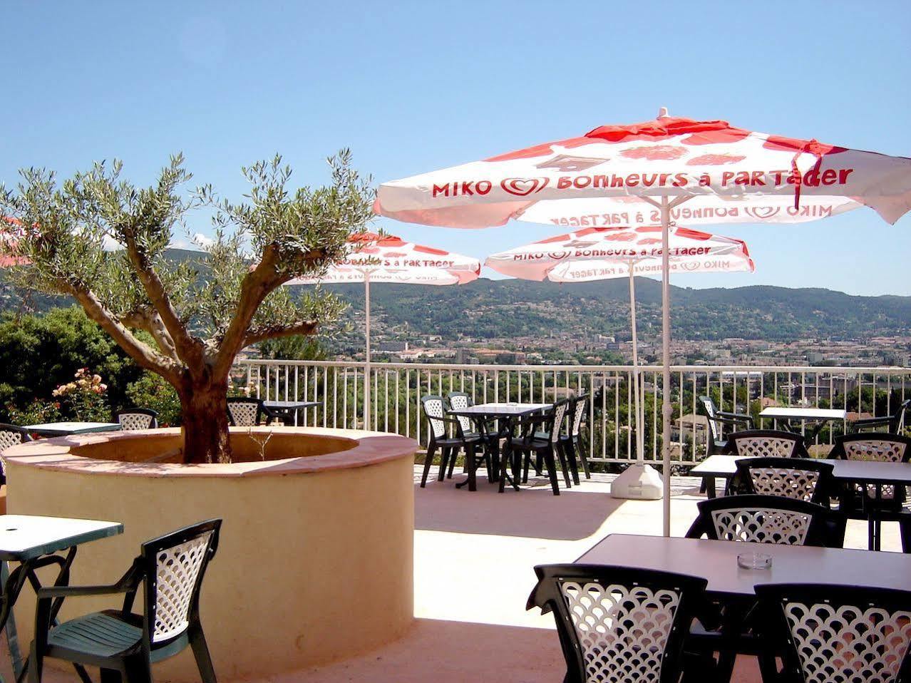 Logis Hotel Le Col De L'Ange Draguignan Kültér fotó